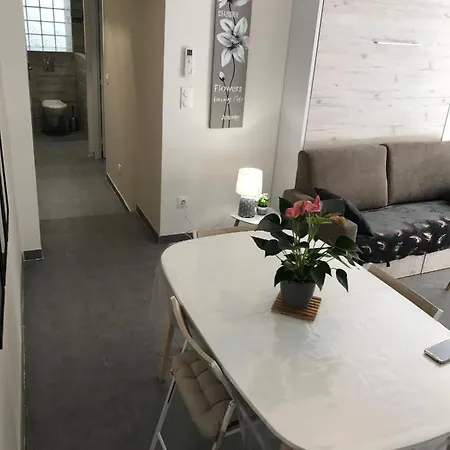 Le Benedictins Apartment