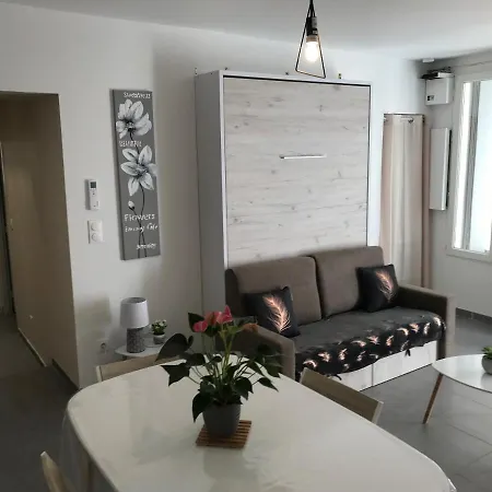 Le Benedictins Apartment